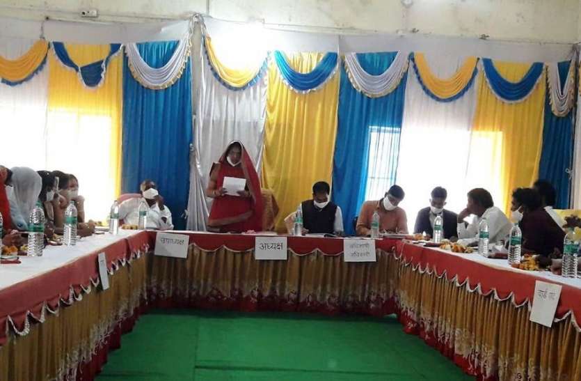 लाखेरी नगरपालिका बोर्ड बैठक में 61 करोड़ का बजट पारित लाखेरी नगरपालिका बोर्ड बैठक में 61 करोड़ का बजट पारित