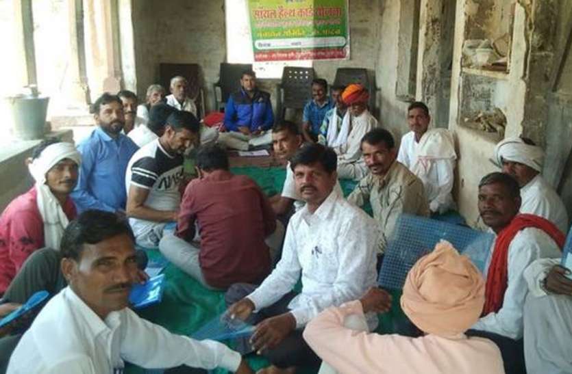 काश्तकारों को दी सॉयल हैल्थ कार्ड व उन्नत कृषि तकनीक की जानकारी काश्तकारों को दी सॉयल हैल्थ कार्ड व उन्नत कृषि तकनीक की जानकारी