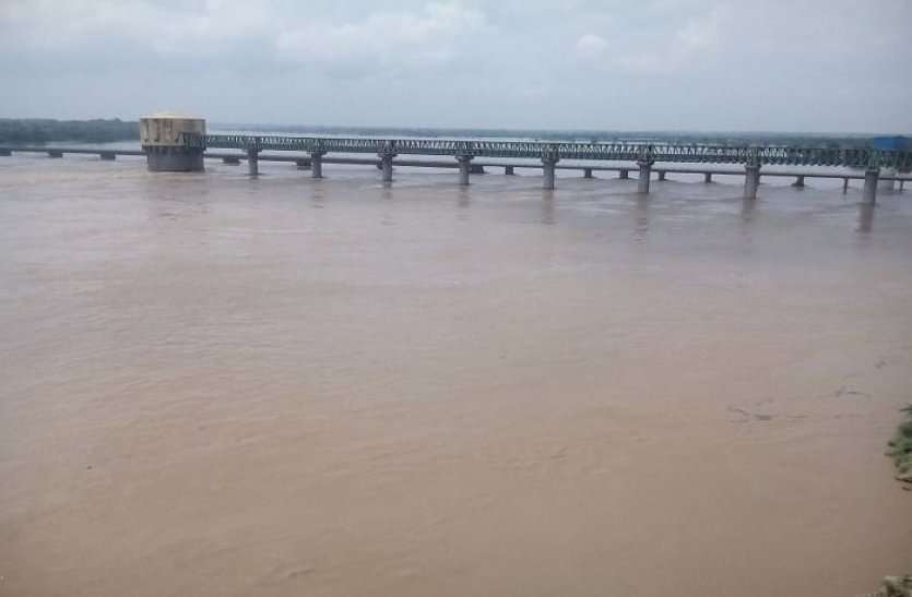 Rajasthan Budget 2021 Alwar Expecting Chambal River Water राजस्थान बजट 2021: अलवर को चम्बल के पानी की उम्मीद, बेहतर इलाज के लिए मेडिकल कॉलेज जरूरी
