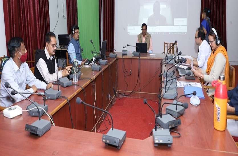 राजस्थान में घटते जीव चिंता का विषय राजस्थान में घटते जीव चिंता का विषय