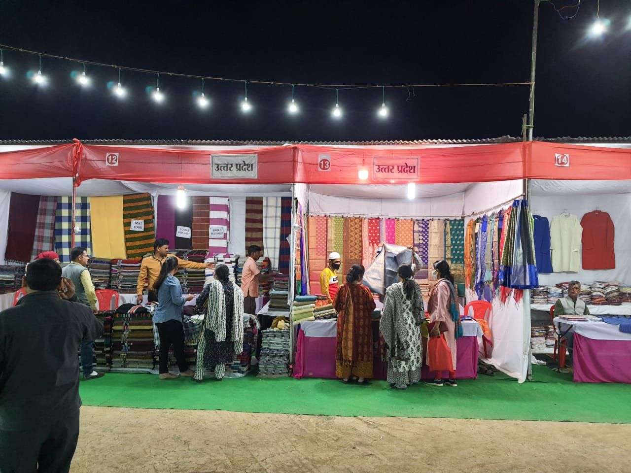 Madhya Pradesh : Confluence of craftsmen of eight states in MP