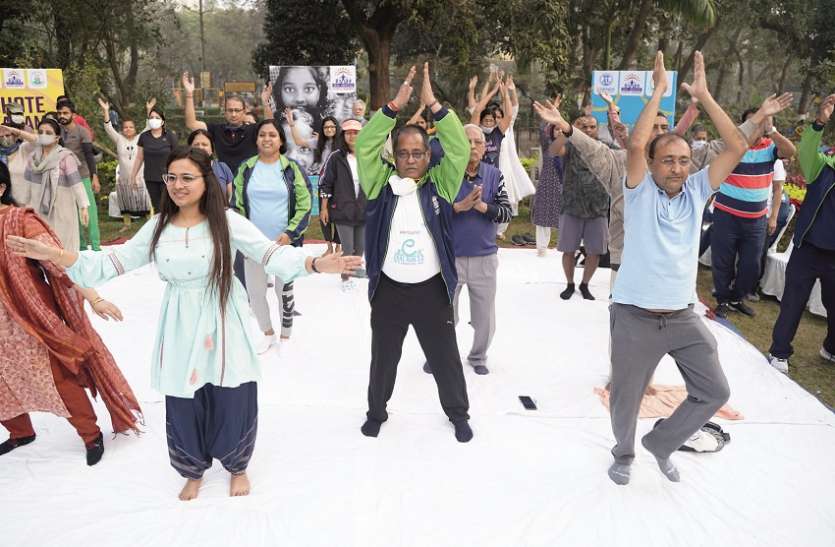 VANBANDHU-PARISHAD-वनबंधु परिषद के एकल फिटनेस वीक में हुआ मेडीटेशन सत्र VANBANDHU-PARISHAD-वनबंधु परिषद के एकल फिटनेस वीक में हुआ मेडीटेशन सत्र