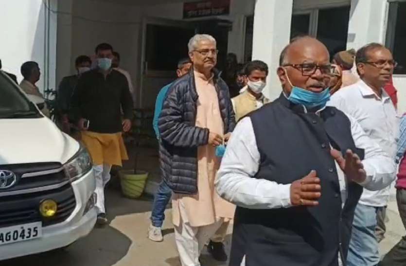 bijnor.jpg बीजेपी कार्यकर्ता ने विधायक पति पर लगाया उत्पीड़न का आरोप