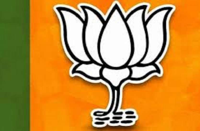 Ahmadabad News : खेड़ा जिले में भाजपा ने 21 कार्यकर्ताओं को पार्टी से निलंबित किया Ahmadabad News : खेड़ा जिले में भाजपा ने 21 कार्यकर्ताओं को पार्टी से निलंबित किया