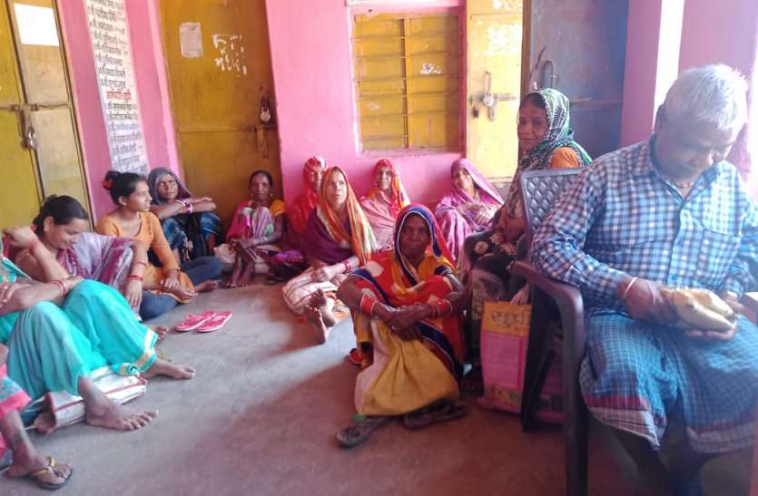 Slow server speed after strike, long wait for grain, ration not receiv हड़ताल के बाद सर्वर की धीमी रफ्तार, अनाज के लिए लम्बा इंतजार, तीन दिनों से नहीं मिला राशन