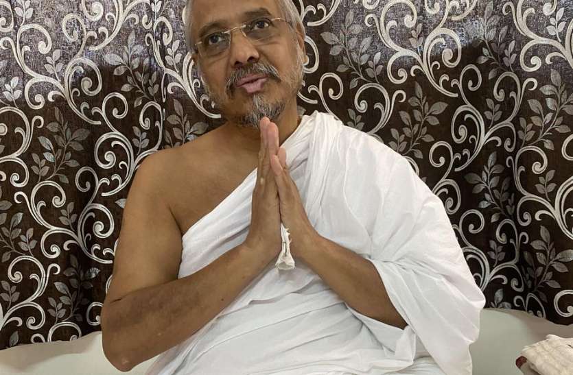 जयनगर में दीक्षाकल्याणक दिवस पर पंचाभिषेक जयनगर में दीक्षाकल्याणक दिवस पर पंचाभिषेक