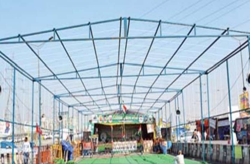 ghaziabad2.jpg Farmers Protest: गर्मी और बारिश से बचने के लिए किसान गाजीपुर बॉर्डर पर लगा रहे टीन शेड