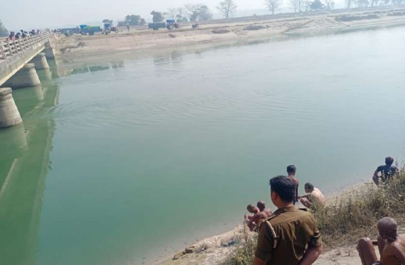 साइकिल से ससुराल जा रहे दंपत्ति ने शारदा सहायक नहर में लगायी छलांग, महिला सकुशल बरामद, पति की तलाश जारी साइकिल से ससुराल जा रहे दंपत्ति ने शारदा सहायक नहर में लगायी छलांग, महिला सकुशल बरामद, पति की तलाश जारी