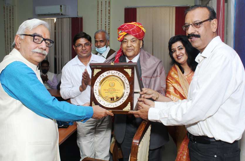 तत्कालीन महाराजा गंगासिंह के योगदान को भुलाया नहीं जा सकता तत्कालीन महाराजा गंगासिंह के योगदान को भुलाया नहीं जा सकता