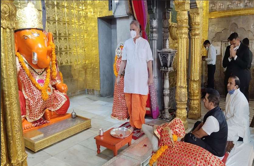 जयपुर आए रॉबर्ट वाड्रा जयपुर आए रॉबर्ट वाड्रा, राजनीति में आने पर किया यह ऐलान...