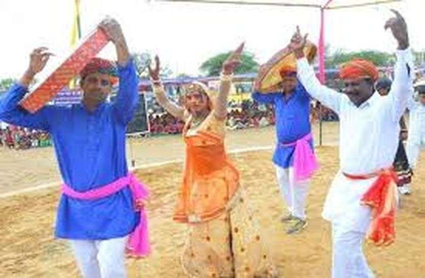 फाग की मस्ती आज से, मंदिरों में लगेगी स्नेह की गुलाल फाग की मस्ती आज से, मंदिरों में लगेगी स्नेह की गुलाल