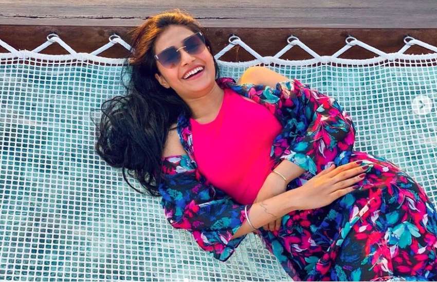 dhanshree_beach_look-2.jpg
