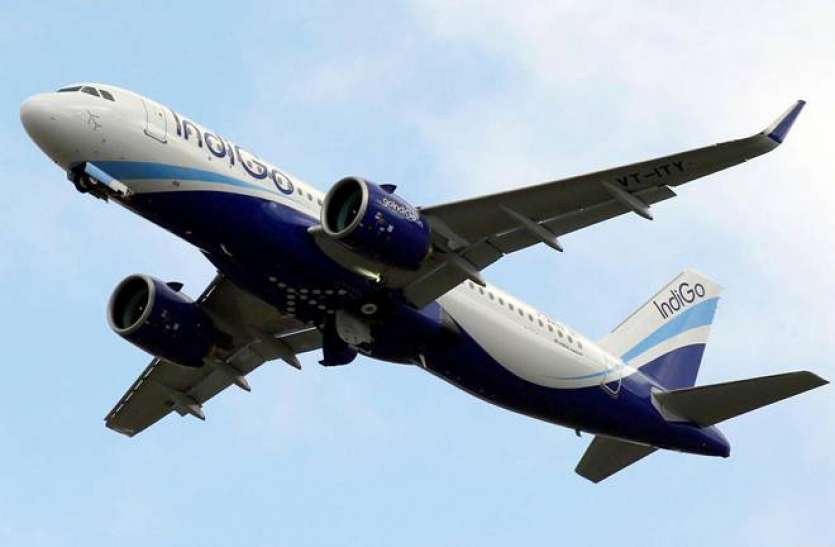 flights.jpg कोरोना से हवाई सफर पर लग रहा ब्रेक, अप्रेल में कम हुआ यात्रीभार