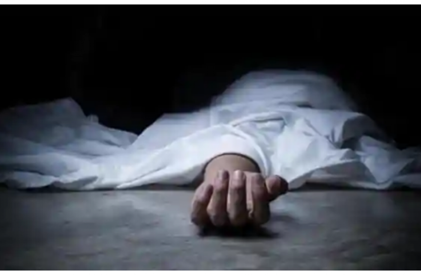 murder ड्यूटी पर तैनात दिल्ली पुलिस के एक ASI ने खुद को मारी गोली, मौत