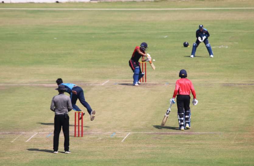 Vijay Hazare Trophy: बडौदा को हरा कर गुजरात ने नॉकआउट राउन्ट में प्रवेश किया Vijay Hazare Trophy: बडौदा को हरा कर गुजरात ने नॉकआउट राउन्ट में प्रवेश किया