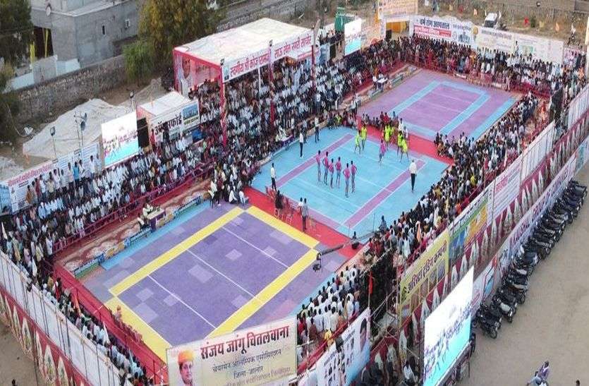 स्टेट ओपन कबड्डी प्रतियोगिता में खिलाडिय़ों ने दिखाया दमखम, आज होगा समापन स्टेट ओपन कबड्डी प्रतियोगिता में खिलाडिय़ों ने दिखाया दमखम, आज होगा समापन