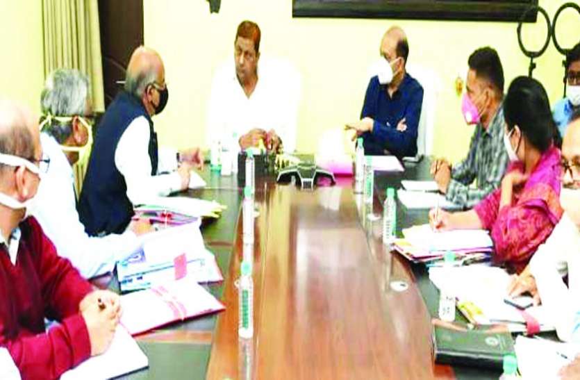 निजी अस्पतालों को बायो मेडिकल वेस्ट का इंतजाम करने के लिए अल्टीमेटम निजी अस्पतालों को बायो मेडिकल वेस्ट का इंतजाम करने के लिए अल्टीमेटम