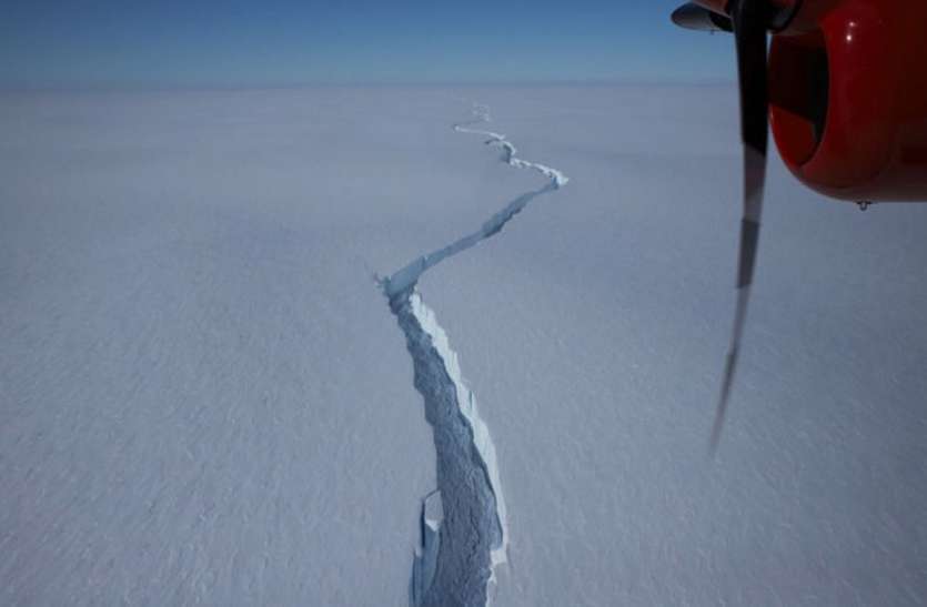 antarctica-iceberg.jpg Aantarctica से दिल्ली के आकार का हिमखंड टूटा, ..ऐसा हुआ तो समुद्र में 70 मीटर तक बढ़ सकता है जल स्तर