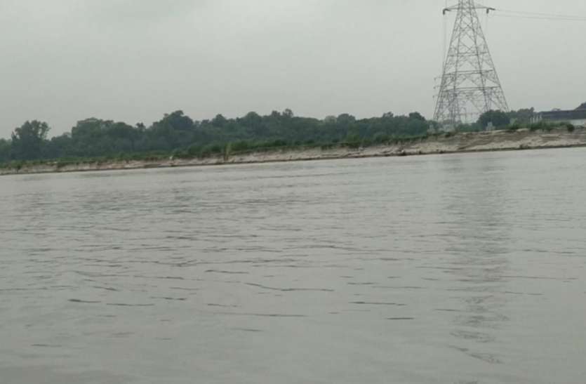 Weather update - मौसम में उतार चढ़ाव, जाने कैसा रहेगा अगले 2 दिन का मौसम Weather update - मौसम में उतार चढ़ाव, जाने कैसा रहेगा अगले 2 दिन का मौसम
