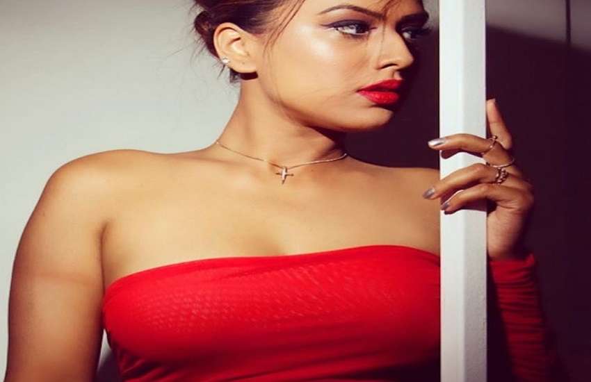 nia_sharma_3.jpg