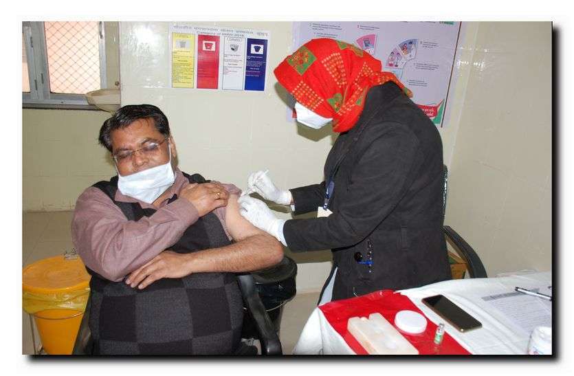 corona_vaccine.jpg कोविड टीकाकरण: गंभीर बीमारियां भी चिह्नित, दिखाना होगा डॉक्टर का प्रमाण-पत्र