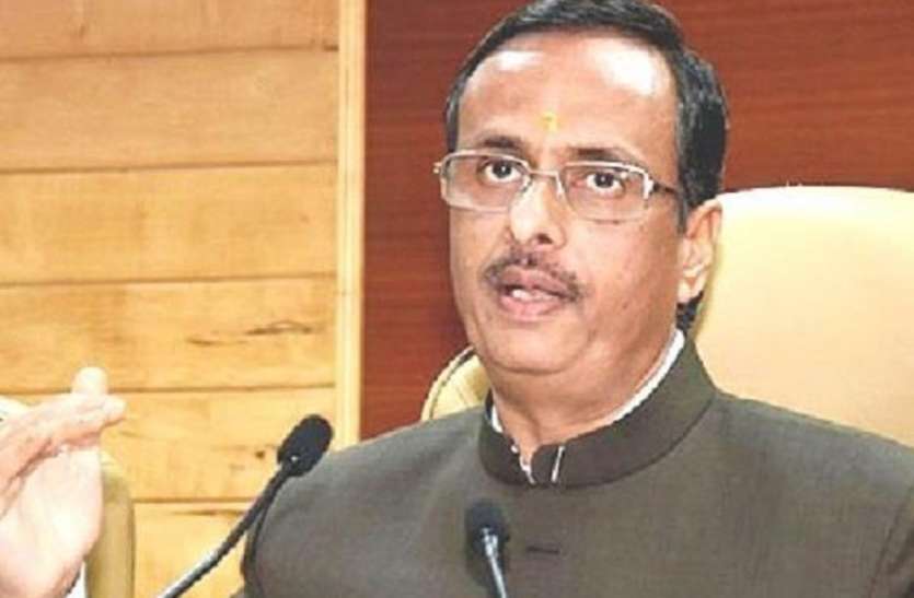 dinesh_sharma.jpg यूपी में रोजगार के लिए खुले अवसर : डिप्टी सीएम