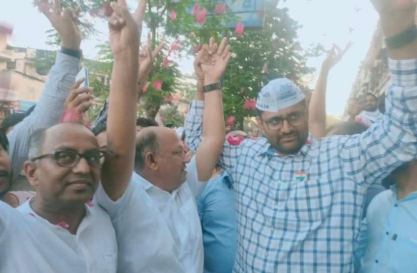 काछडिय़ा ने कांग्रेस छोड़ी, आप में शामिल काछडिय़ा ने कांग्रेस छोड़ी, आप में शामिल