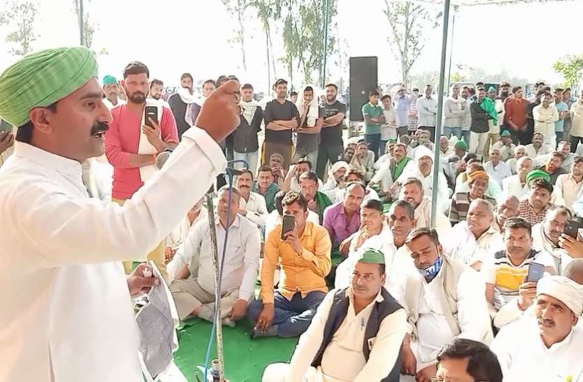muzaffarnagar.jpg भारतीय किसान संगठन ने कहा- तीनों कृषि कानून वापस लेने की जिद न करें बॉर्डर पर बैठे किसान नेता