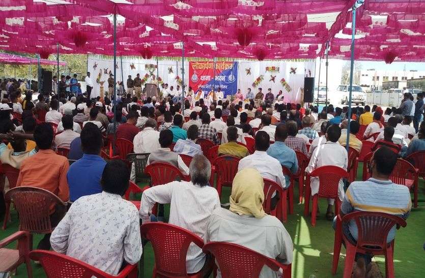 नीमच सिटी थाने के 88 लाख की लागत के नवनिर्मित भवन का मंत्री सखलेचा ने किया लोकार्पण नीमच सिटी थाने के 88 लाख की लागत के नवनिर्मित भवन का मंत्री सखलेचा ने किया लोकार्पण
