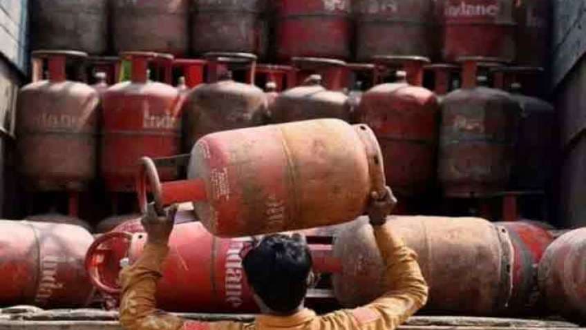 Domestic gas cylinder prices rise 7th time After Diwali