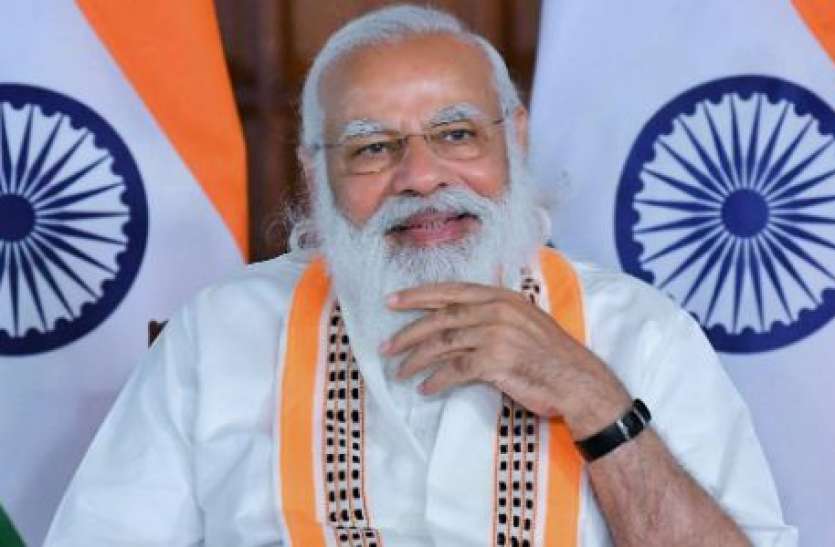 PM Modi takes corona vaccine पीएम मोदी ने जानिए कौनसी वैक्सीन लगवाकर विपक्ष को दिया बड़ा संदेश, ऐसे उठने लगे थे सवाल