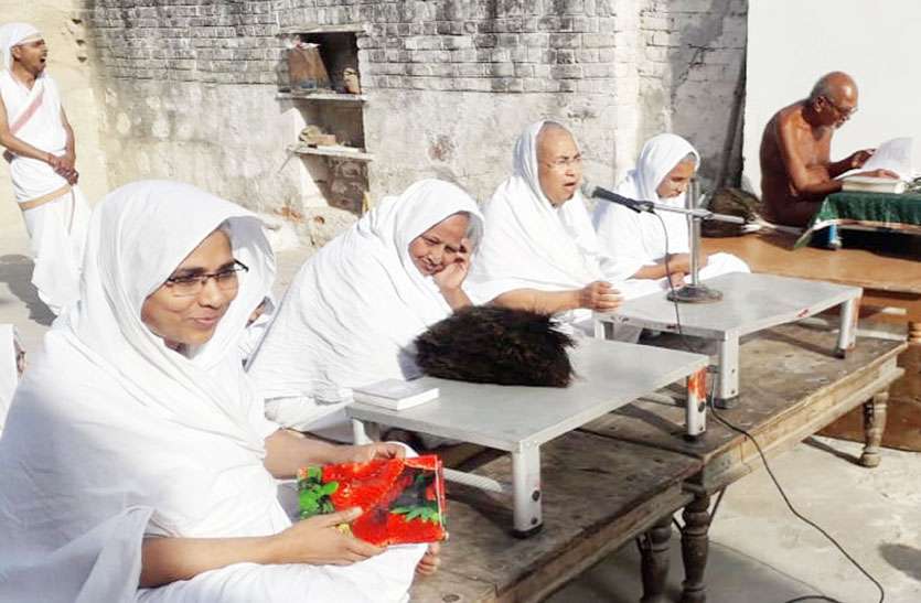संत बहते पानी की तरह- गणिनी आर्यिका संत बहते पानी की तरह- गणिनी आर्यिका