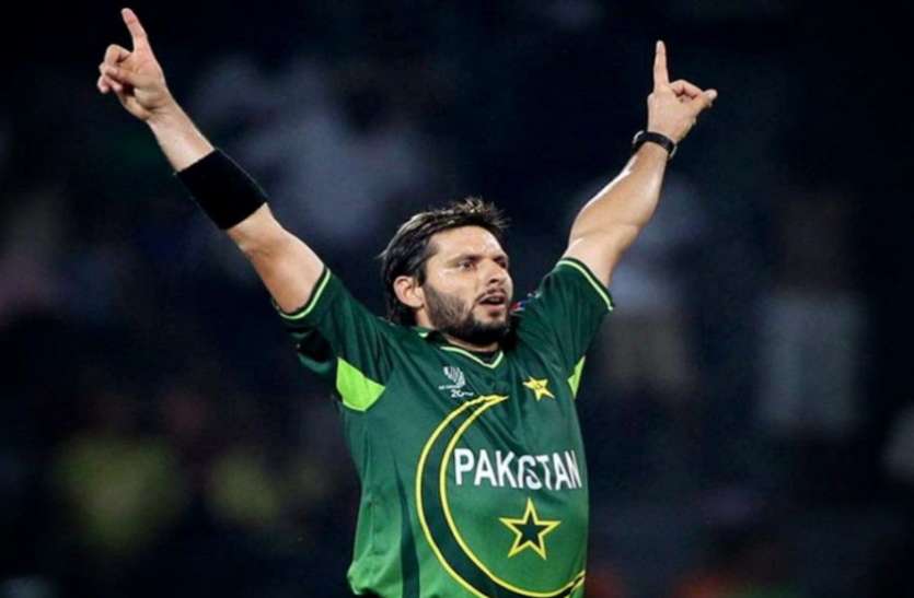 shahid_afridi.jpg आफरीदी आज मना रहे हैं 44वां जन्मदिन, उम्र को लेकर सभी को हैरत में डाला, जानिए रियल उम्र क्या है