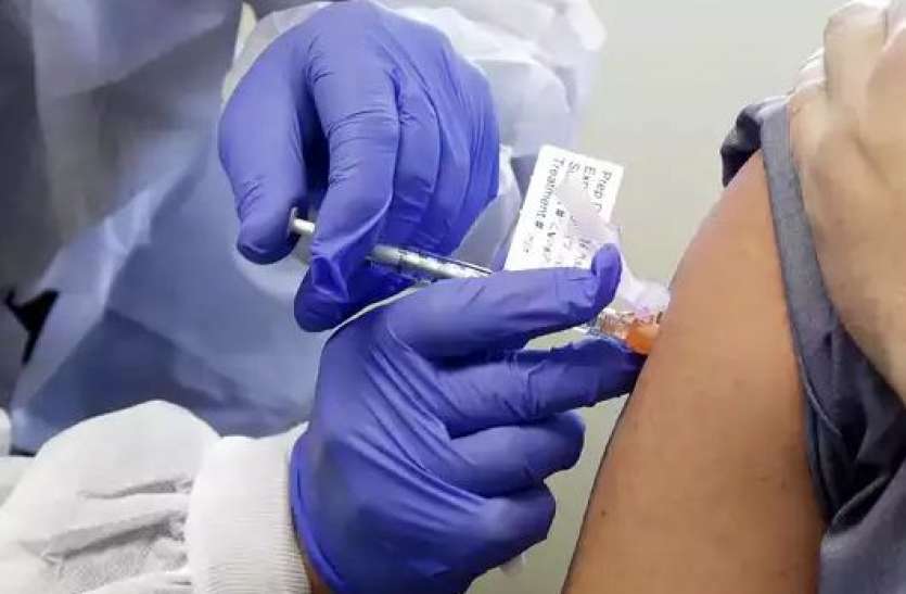 Corona Vaccination दूसरे फेज में 4 लाख लोगों को दी गई पहली डोज, जानिए आज किन दिग्गजों को लगाई जाएगी वैक्सीन