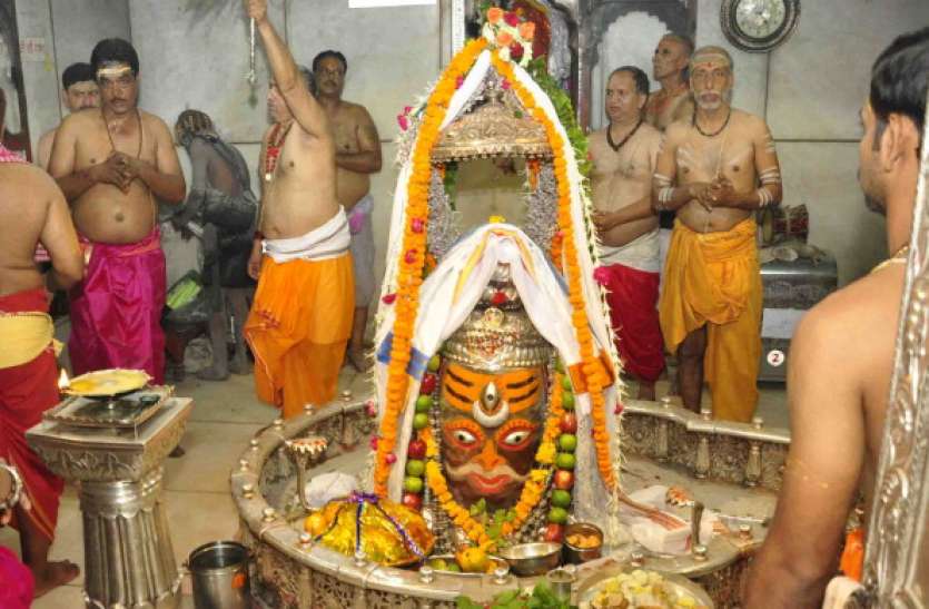 gettyimages-452097504-594x594.jpg महाकाल मंदिर में शिव नवरात्रि की तैयारी, सात दिन पहले होगी प्री बुकिंग