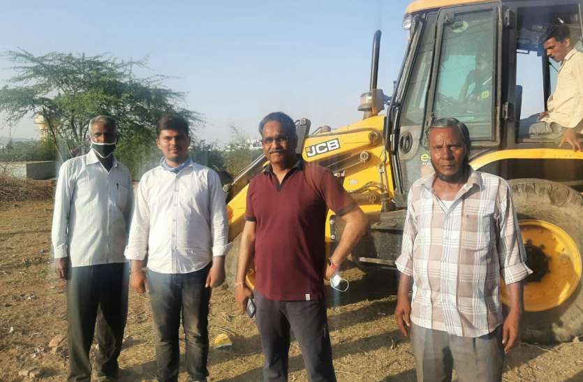 law college ajmer Action: 14 साल बाद दिखाई दी जमीन, हैरान रह गए लोग