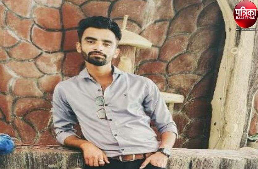 साबरमती में कूदकर आत्महत्या करने वाली आयशा के पति को गुजरात पुलिस पाली से पकड़ कर ले गई साबरमती में कूदकर आत्महत्या करने वाली आयशा के पति को गुजरात पुलिस पाली से पकड़ कर ले गई