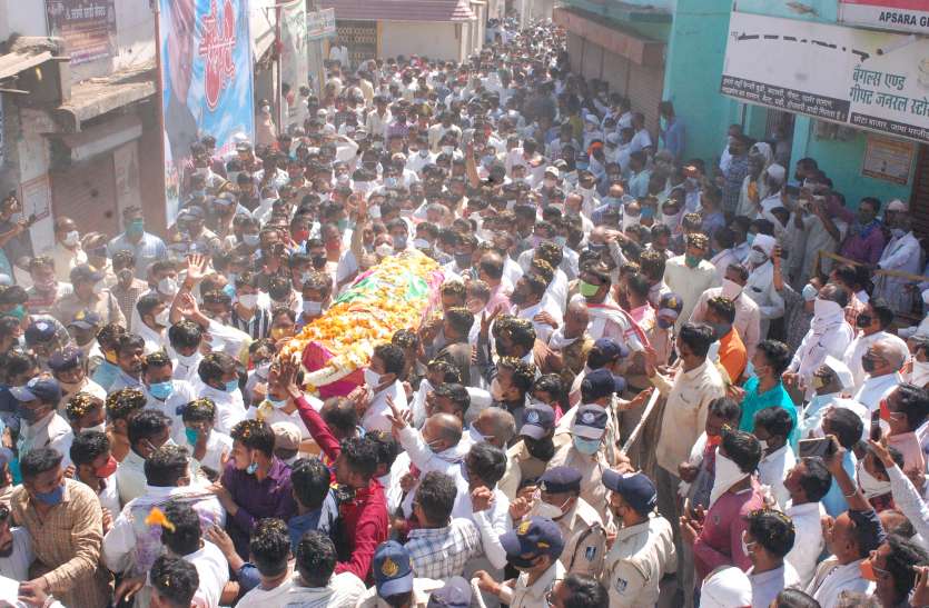 Burhanpur District Hospital and Khandwa Medical Name Sw. Will be known as Nandakumar बुरहानपुर जिला अस्पताल और खंडवा मेडिकल कॉलेज का नाम स्व. नंदकुमार के नाम से जाना जाएगा