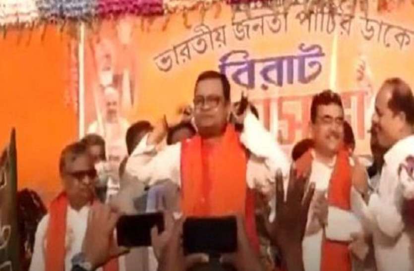 BJP Leader Susanta Pal बीजेपी में शामिल होने के बाद मंच पर ही उठक-बैठकर लगाने लगा ये नेता, बोला- अपने पापों के लिए खुद को दे रहा हूं सजा