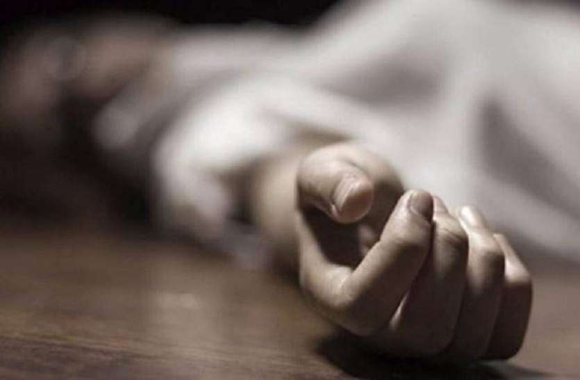 आसनसोल में एक दुर्घटना में बाइक सवार की मौत, इलाके में रोष आसनसोल में एक दुर्घटना में बाइक सवार की मौत, इलाके में रोष