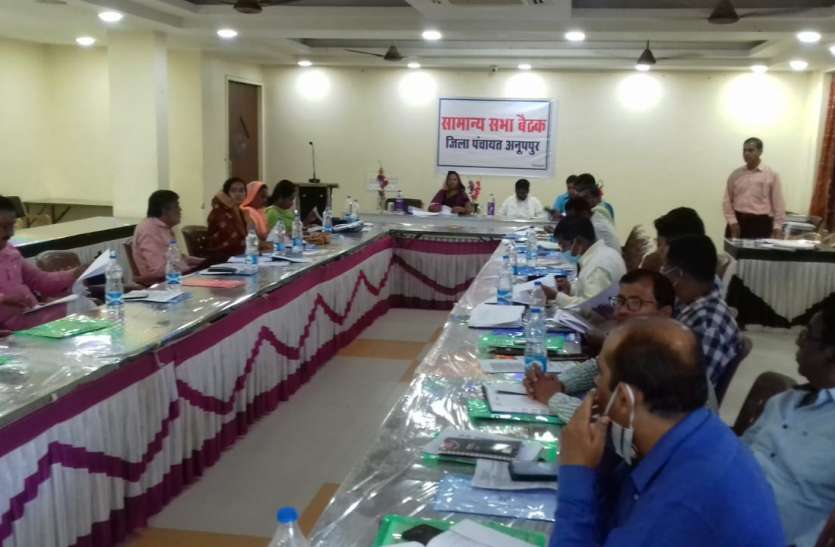 Committee for construction work of subcontractors in Jaithari to discu जैतहरी में उपयंत्री के निर्माण कार्यो की कमेटी करेगी जांच, सडक़ व विद्युतीकरण विषयों पर चर्चा