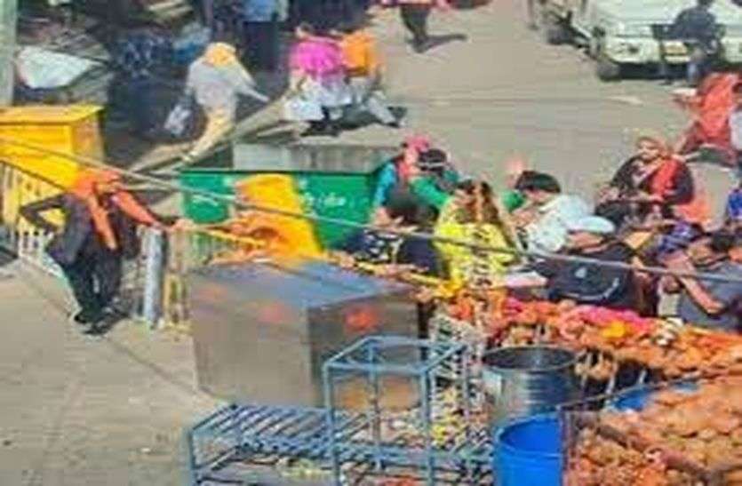 खाटूश्यामजी मंदिर में दान से लेकर निर्माण तक में भारी गड़बड़ी, जांच रिपोर्ट में मंदिर बोर्ड की सिफारिश खाटूश्यामजी मंदिर में दान से लेकर निर्माण तक में भारी गड़बड़ी, जांच रिपोर्ट में मंदिर बोर्ड की सिफारिश