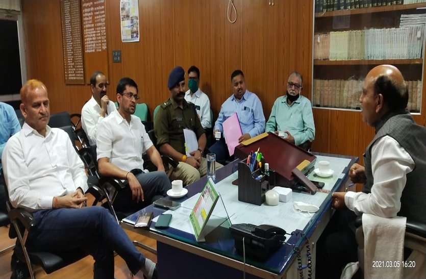 छह प्रार्थना पत्रों का निस्तारण, 20 . 85 लाख का प्रतिकर स्वीकृत छह प्रार्थना पत्रों का निस्तारण, 20 . 85 लाख का प्रतिकर स्वीकृत