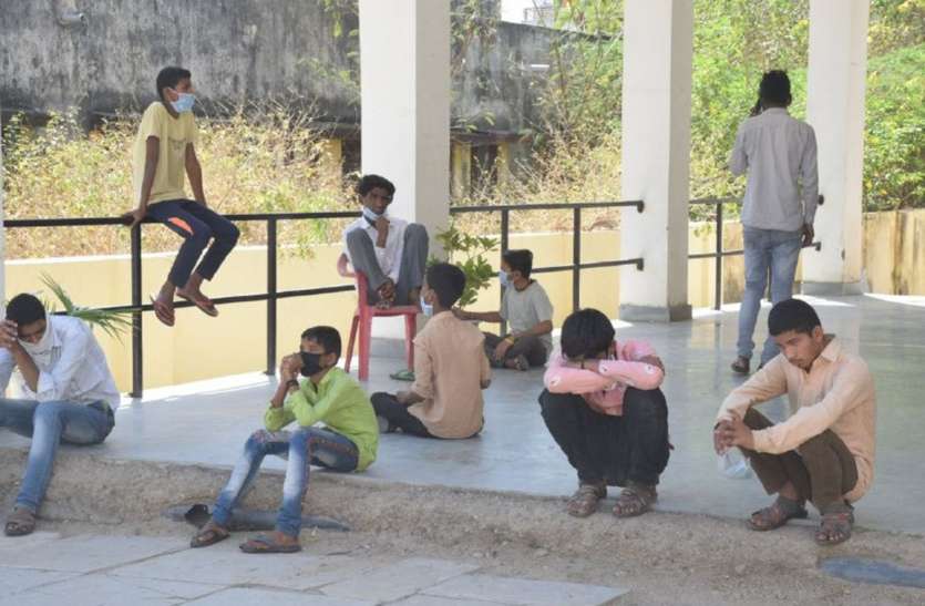 प्रज्ञा चक्षु अंध विद्यालय से मिले 28 पॉजिटिव प्रज्ञा चक्षु अंध विद्यालय से मिले 28 पॉजिटिव