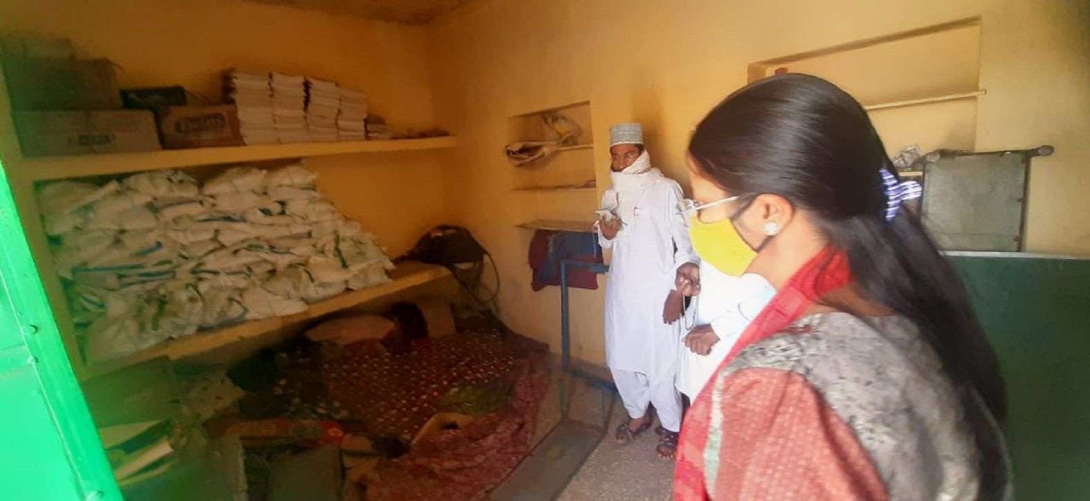 अधिकारियों का सघन निरीक्षण, विद्यालयों में खाद्यान्न की जमीनी हकीकत की पड़ताल