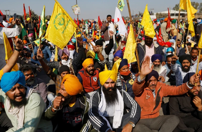 आंदोलन का 100वां दिन: कुंडली-मानेसर-पलवल एक्सप्रेस-वे पर रहेगी 5 घंटे की नाकाबंदी आंदोलन का 100वां दिन: कुंडली-मानेसर-पलवल एक्सप्रेस-वे पर रहेगी 5 घंटे की नाकाबंदी