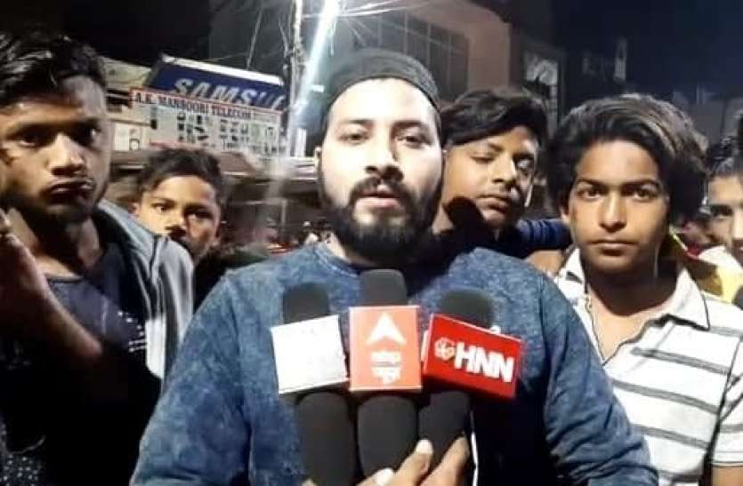 meerut-1.jpg मकान पर कब्जे को लेकर पथराव और फायरिंग, जमकर हंगामा