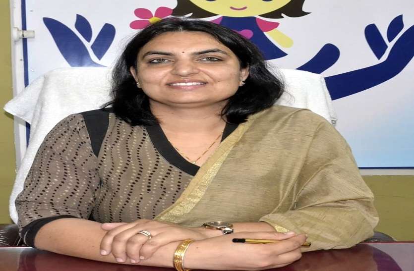 खुद के बलबूते जीतें जंग, फिर समाज होगा संग खुद के बलबूते जीतें जंग, फिर समाज होगा संग