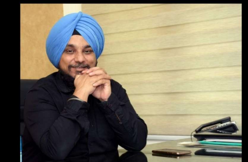 भारतीय अर्थव्यवस्था कृत्रिम विकास की राह पर है भारतीय अर्थव्यवस्था कृत्रिम विकास की राह पर है।