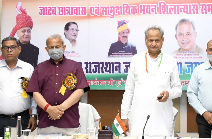 Doing dedicated work to advance the underprivileged वंचित वर्गों को आगे बढ़ाने के लिए समर्पित भाव से कर रहे काम - मुख्यमंत्री